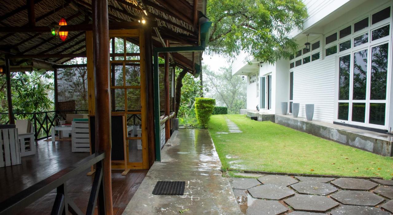 Homies Place - Bistro Бандаравела Экстерьер фото