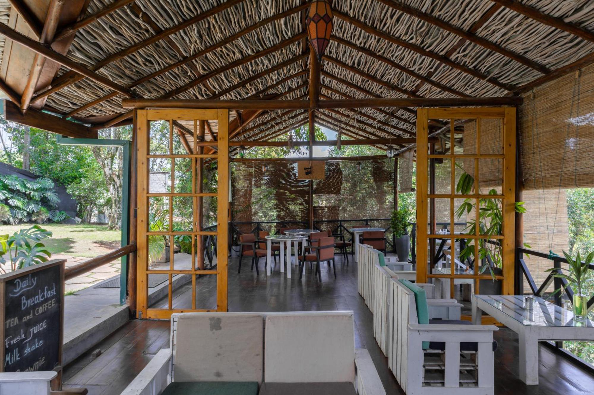 Homies Place - Bistro Бандаравела Экстерьер фото